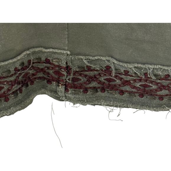 POL Gray/Green Embroidered Long Sleeve Oversized Tunic Top (M) - Picture 5 of 15